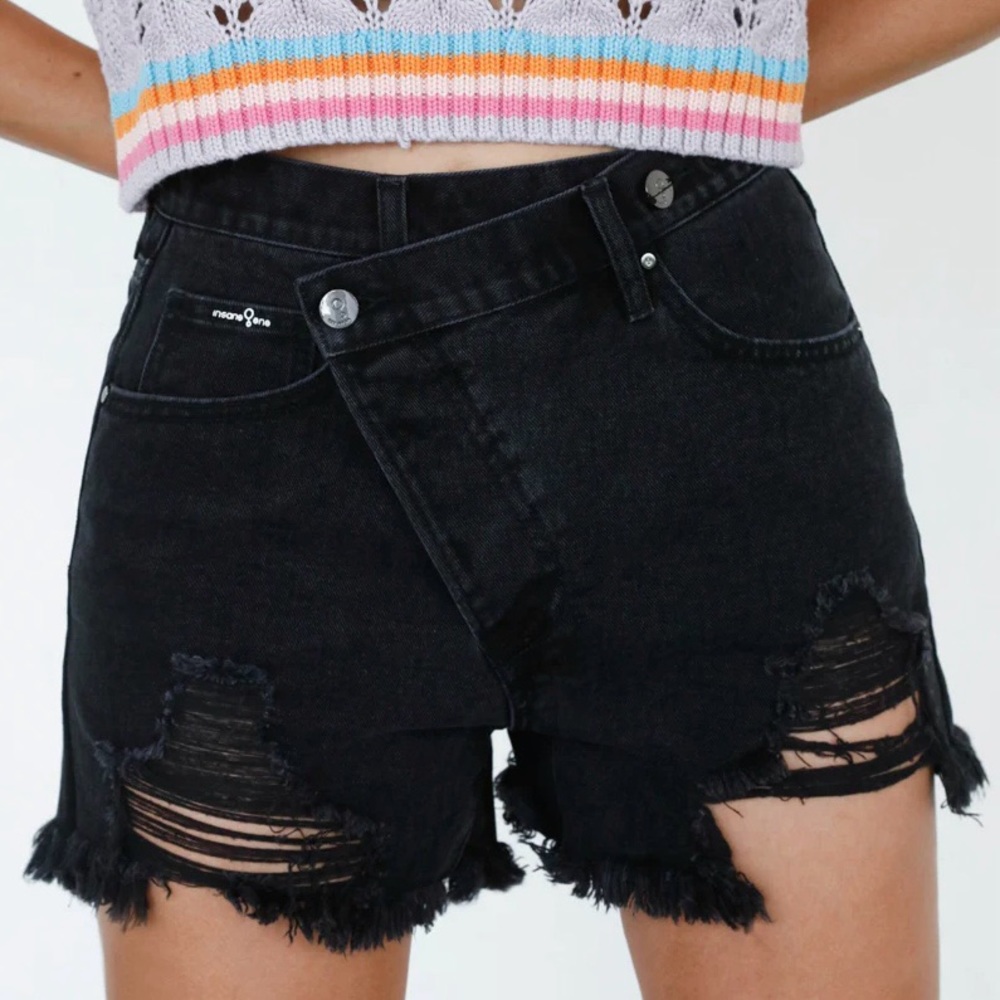 INSANE GENE CROSSOVER High Waist Jeans Shorts Women's S Black Distressed